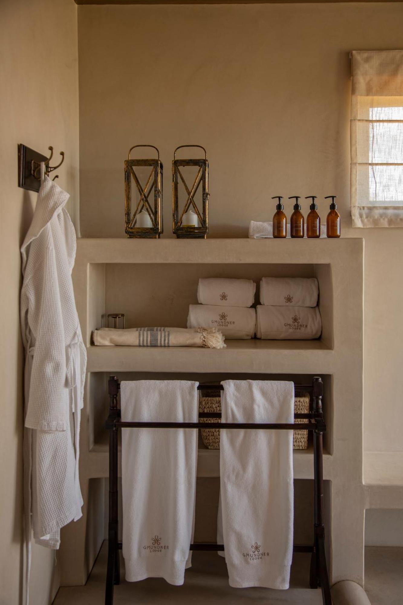 Gmundner Lodge Windhuk Zewnętrze zdjęcie